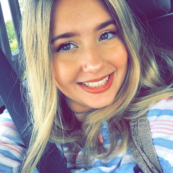 eliseshu_lick